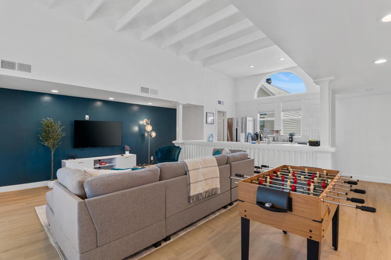 Stylish Phoenix Townhome - Foosball Table, Laundry, Parking! Kültér fotó